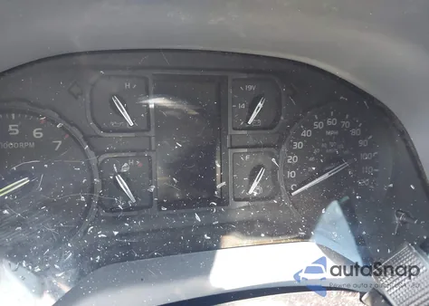 2018 Toyota Tundra Sr 4.6L V8 из США, поврежденный, VIN 5TFRM5F15JX132169